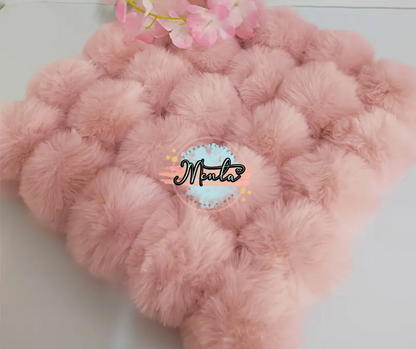 Pompones Peluditos 6cms